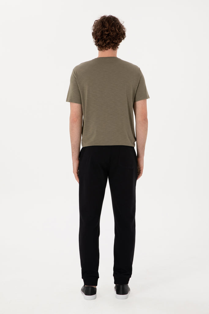 Muške-Crne-Pantalone-2084692VR046-5